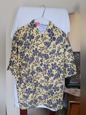 High Sierra Yellow Button-Front Floral Hawaian Shirt Large